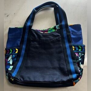 Vera Bradley Small Color Block Midnight Blue And Floral Women’s Tote Bag